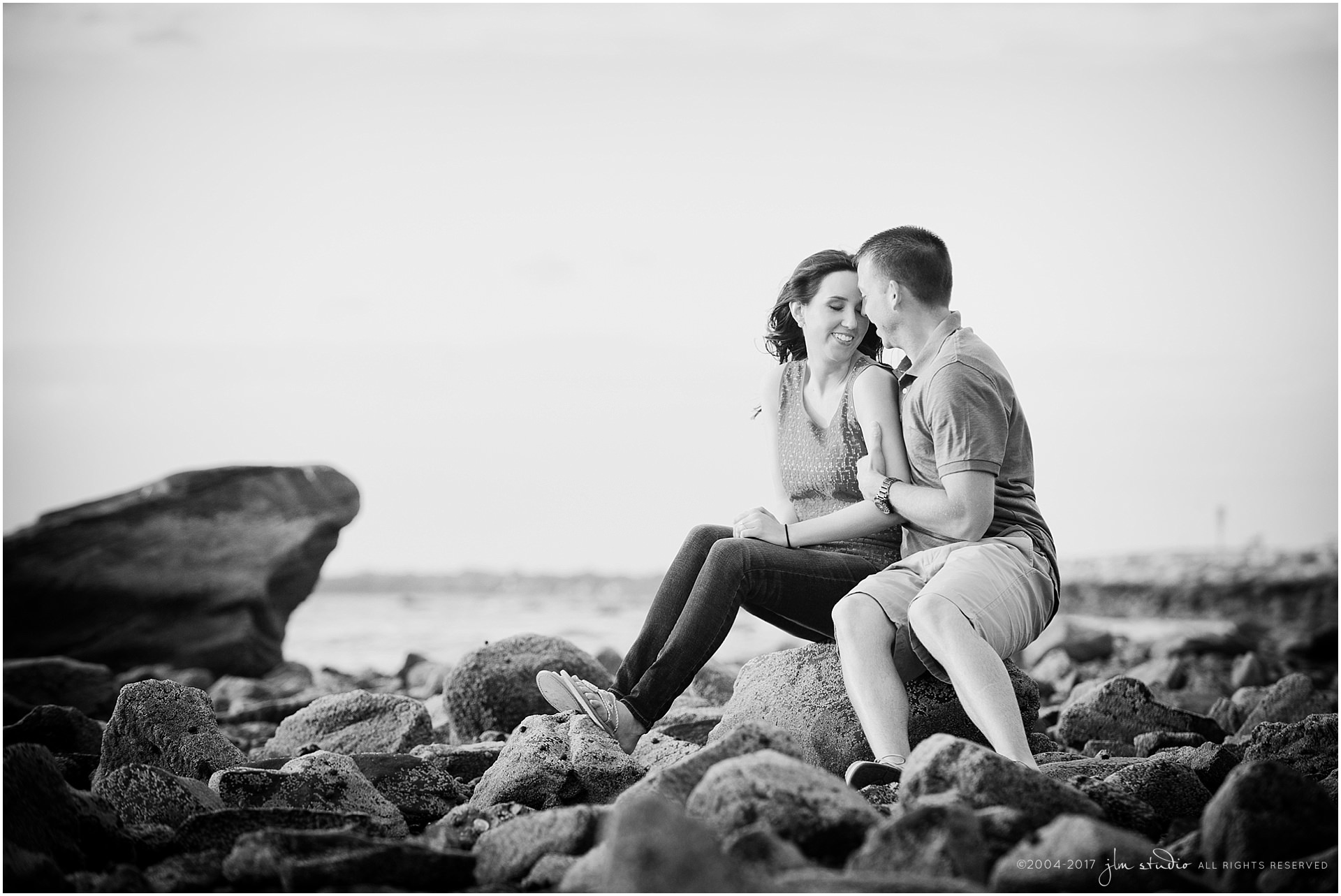 beach engagement photos black and white