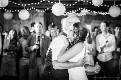 father daughter first dance beautiful moment