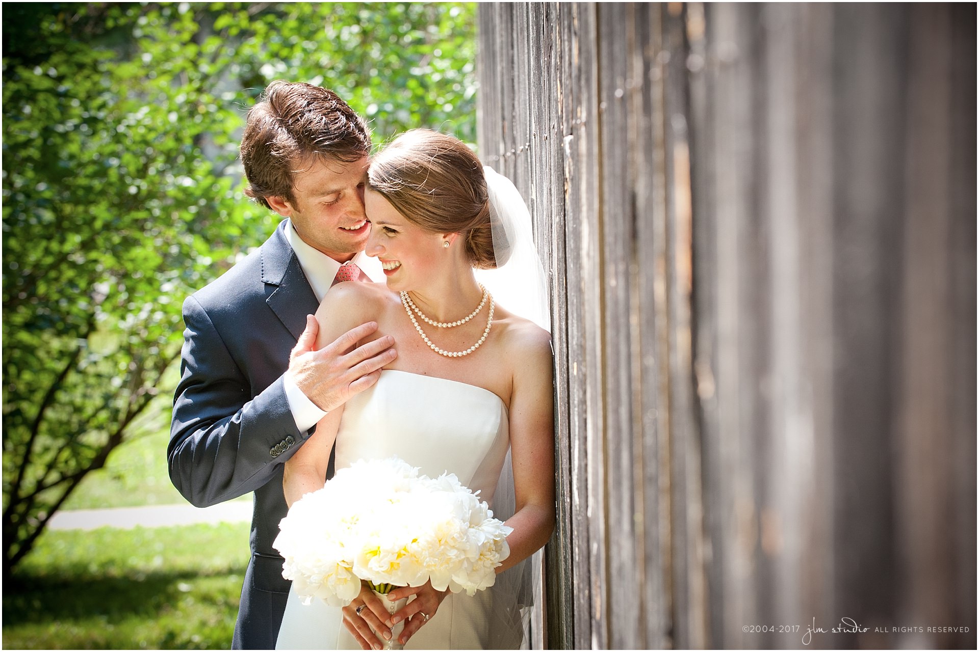 topsfield commons wedding portrait bride and groom