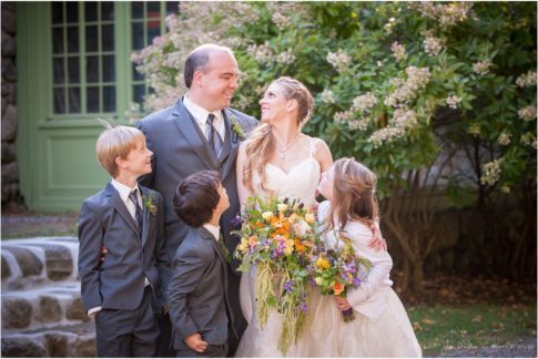 willowdale estate family photo wedding